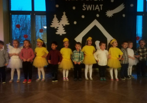 Przedstawienie świąteczne - Słoneczka