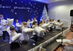 Przedstawienie świąteczne - Krasnoludki