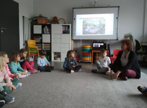 Zajęcia biblioteczne - grupa Zajączki